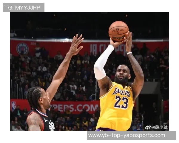 詹姆斯回忆经济困境：无从冒险的艰难选择与人生感悟